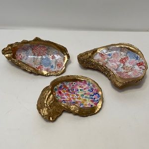 Handcrafted oyster shell trinket dishes - price for set of all 3.